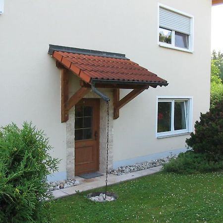 Ferienwohnung Im Grünen Illschwang Exterior foto