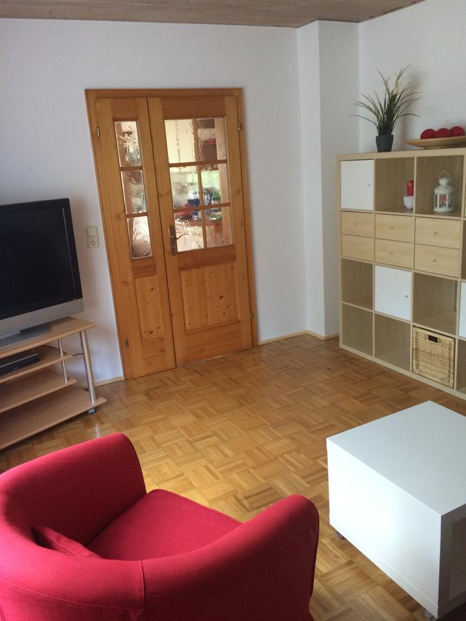 Ferienwohnung Im Grünen Illschwang Exterior foto